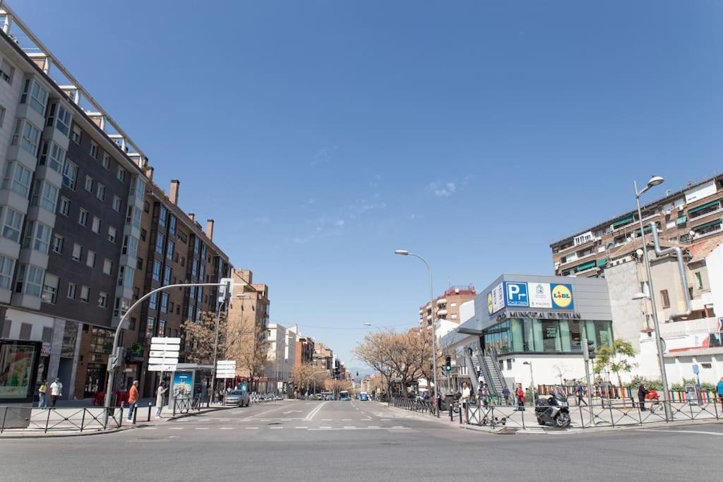 Encantador Apartamento Reformado En Tetuan By Bebalmy Madrid Exterior foto