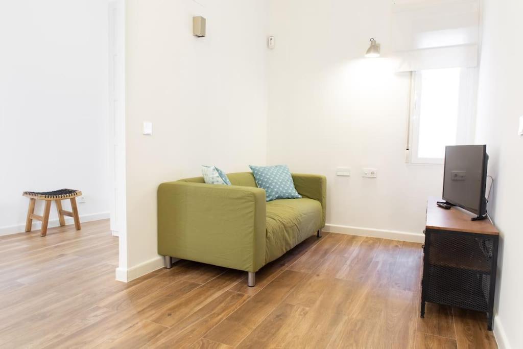 Encantador Apartamento Reformado En Tetuan By Bebalmy Madrid Exterior foto